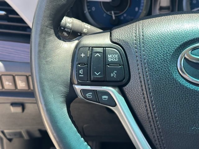 Used 2015 Toyota Sienna Limited AWD/4WD image 18