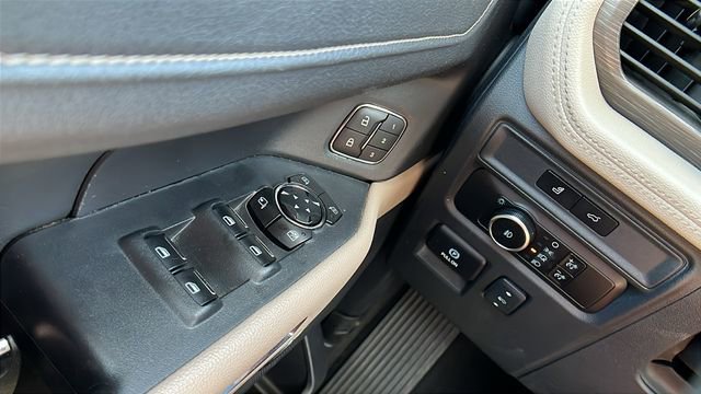 Used 2024 Ford Expedition Max Limited AWD/4WD image 34