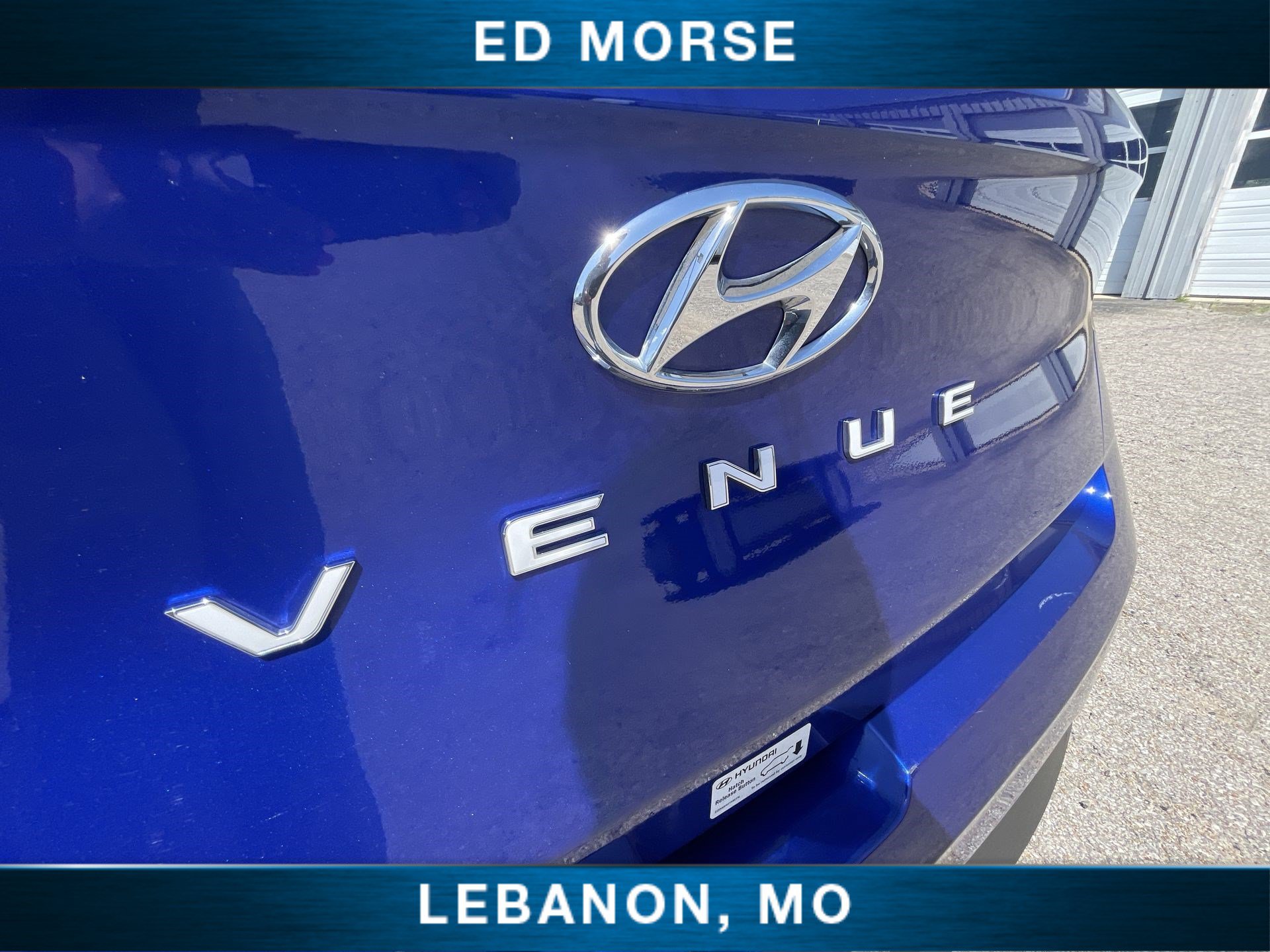 Used 2025 Hyundai Venue SEL FWD image 30