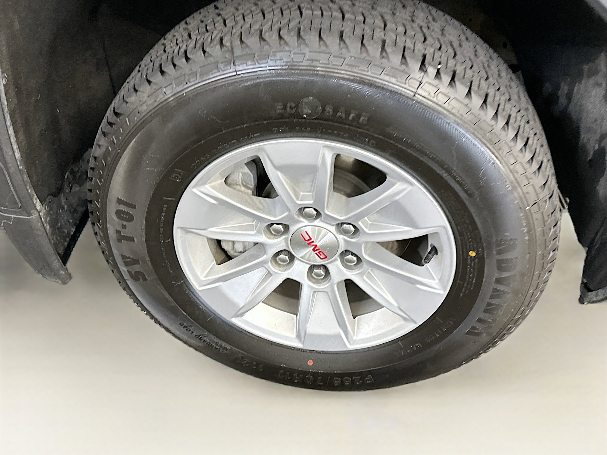 Used 2024 GMC Sierra 1500 SLE image 11