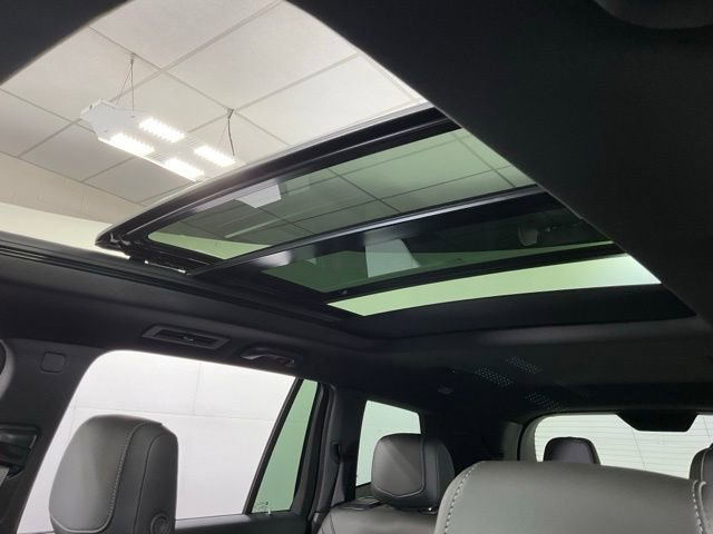 Certified 2025 Cadillac XT6 Sport w/ Technology Package image 22