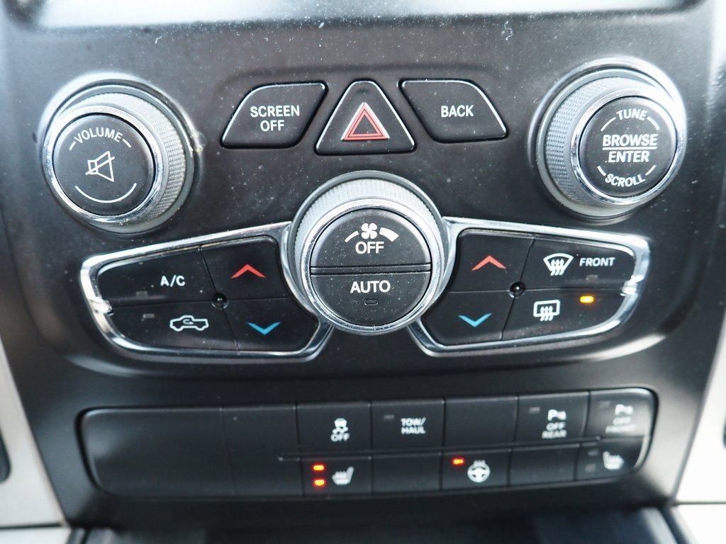 Used 2016 RAM 1500 Big Horn image 27