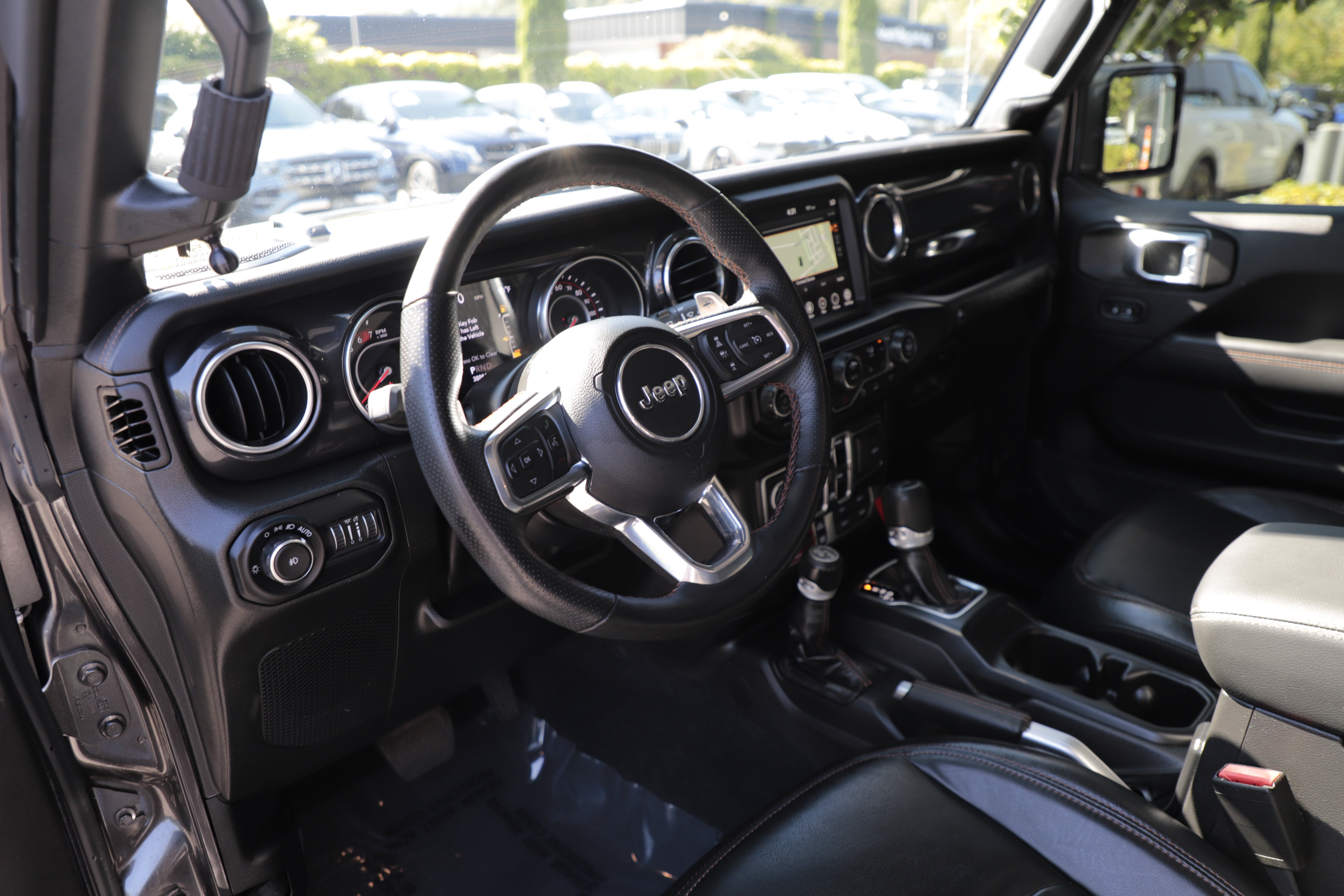 Used 2022 Jeep Wrangler Unlimited Rubicon w/ Xtreme Recon 35" Tire Package AWD/4WD image 17