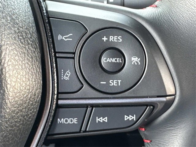 Used 2021 Toyota Camry XSE image 27