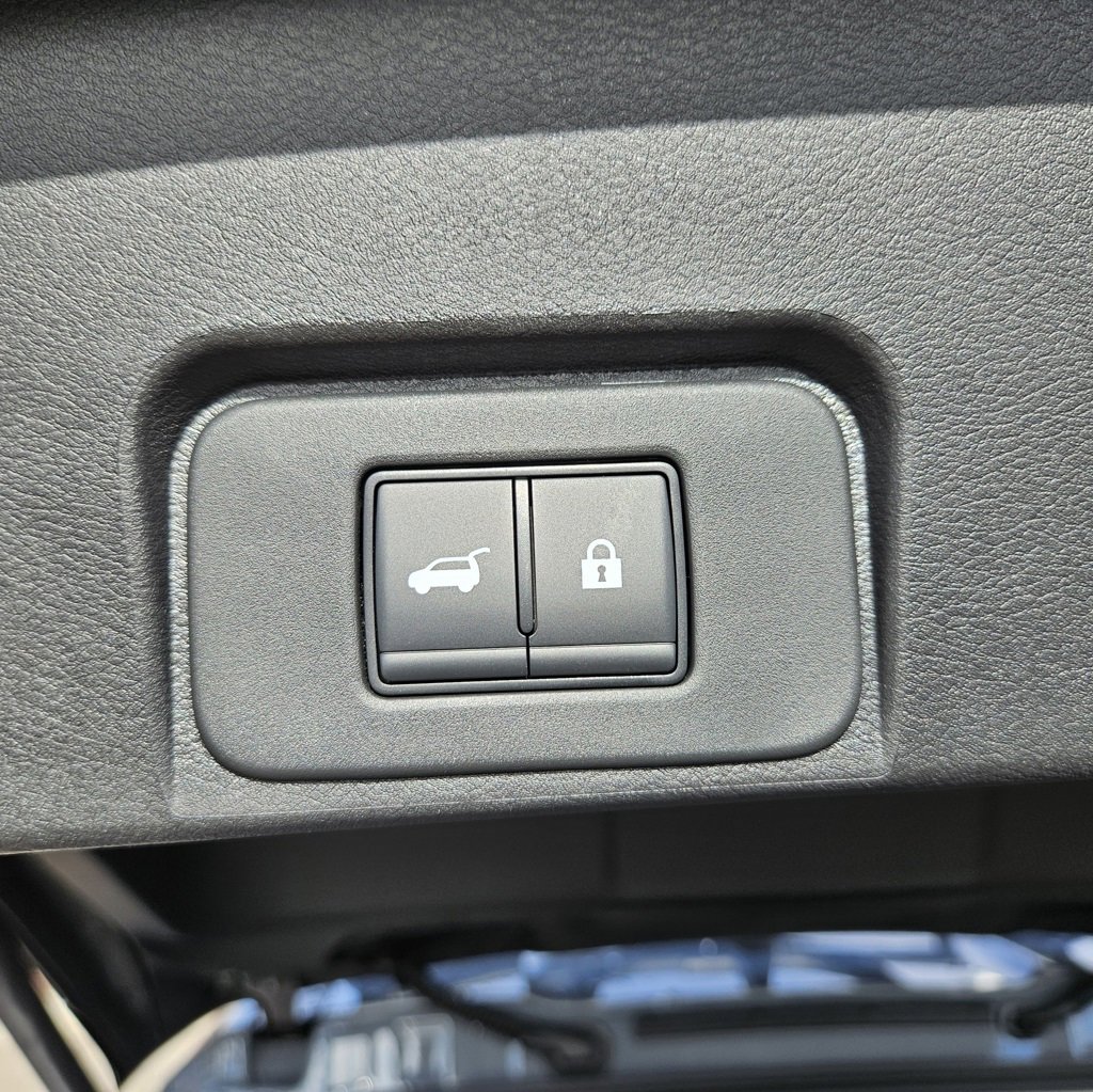 New 2026 Nissan Rogue SV image 18