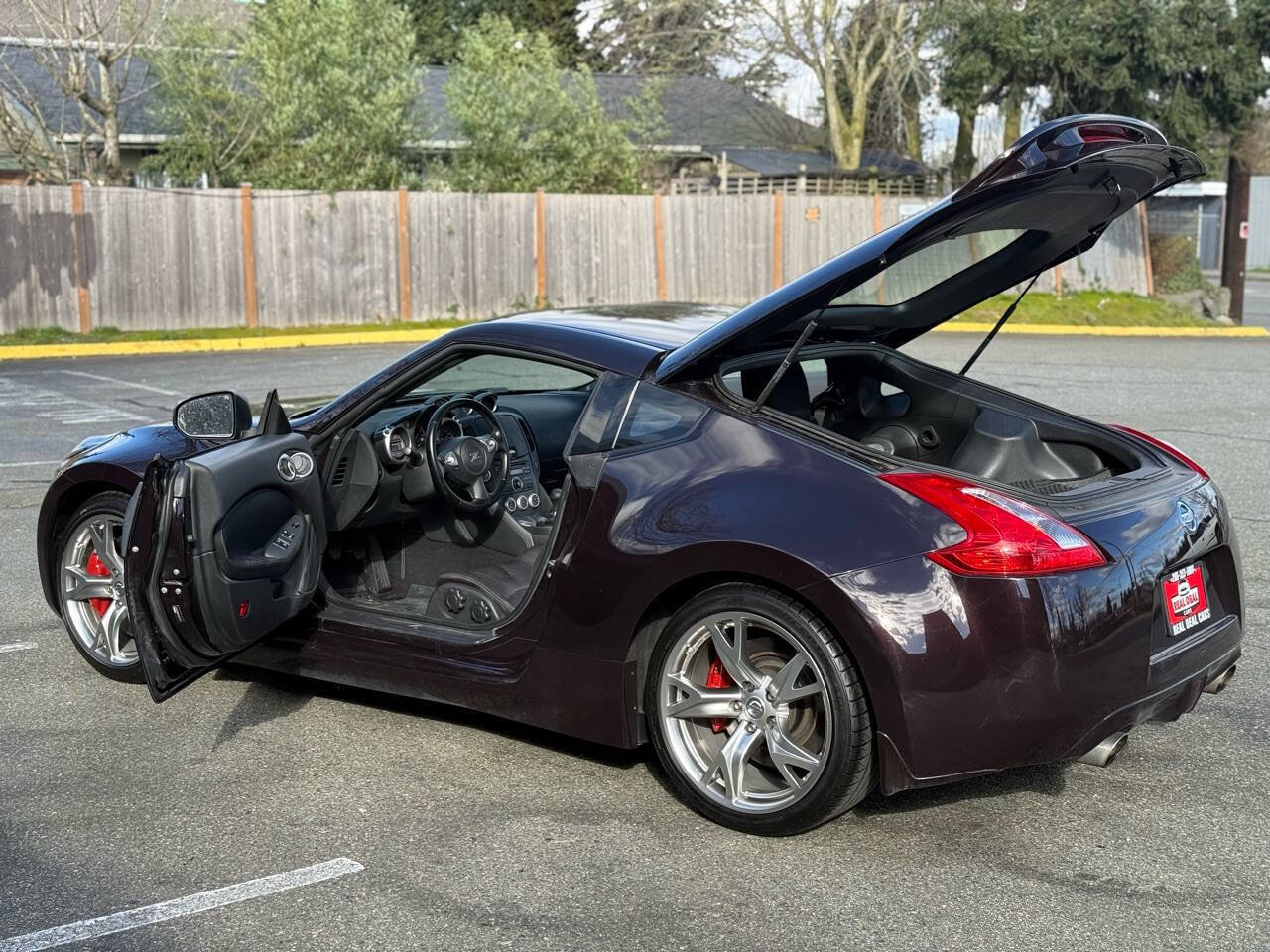Used 2010 Nissan 370Z Touring w/ Sport Pkg RWD image 21