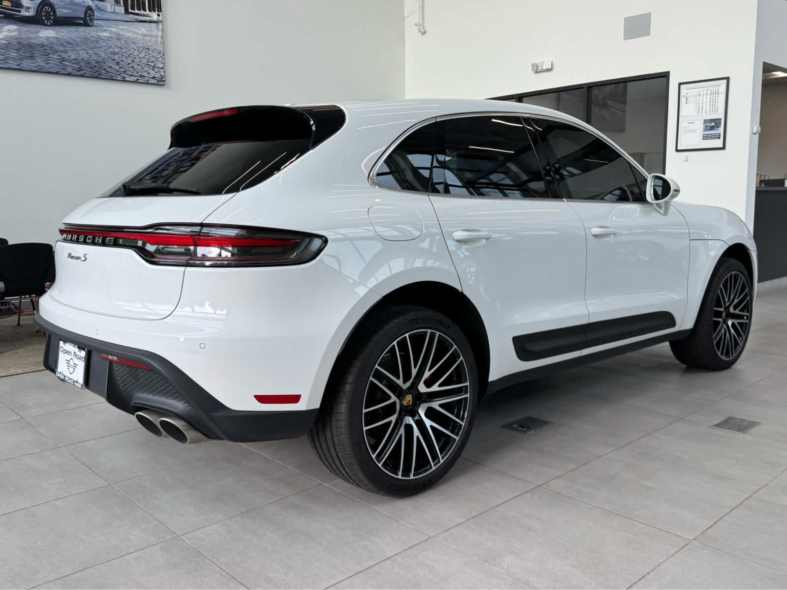 Used 2026 Porsche Macan S AWD/4WD image 6