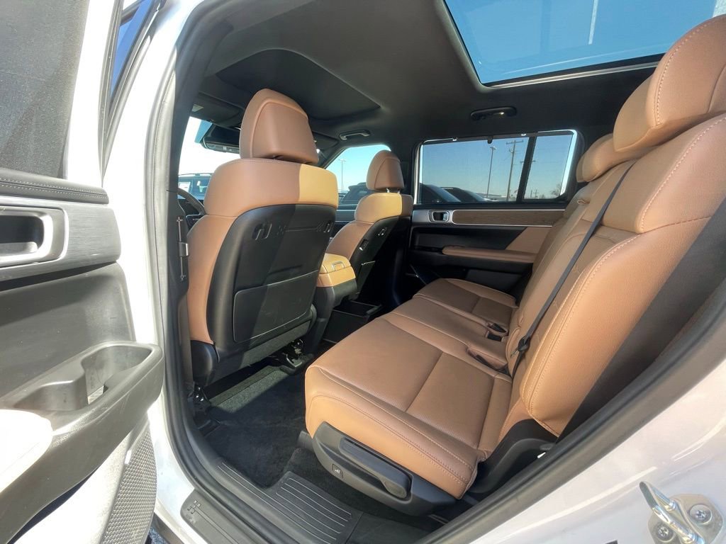 Used 2024 Hyundai Santa Fe Limited image 20