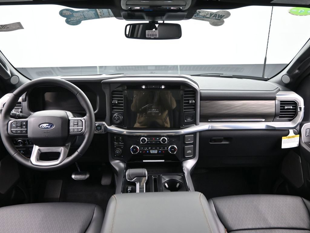 New 2025 Ford F150 Lariat w/ Equipment Group 502A High image 30