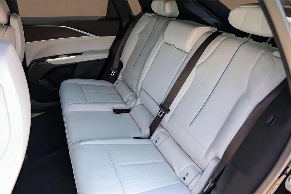 Certified 2025 Cadillac Lyriq Sport AWD/4WD image 23