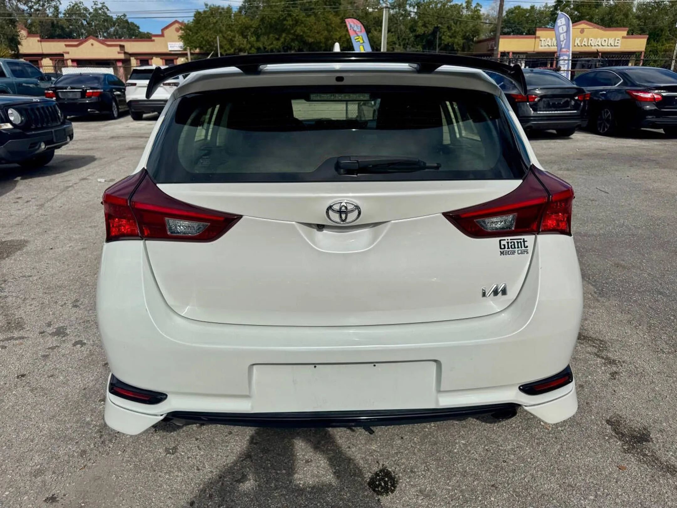 Used 2018 Toyota Corolla iM image 16