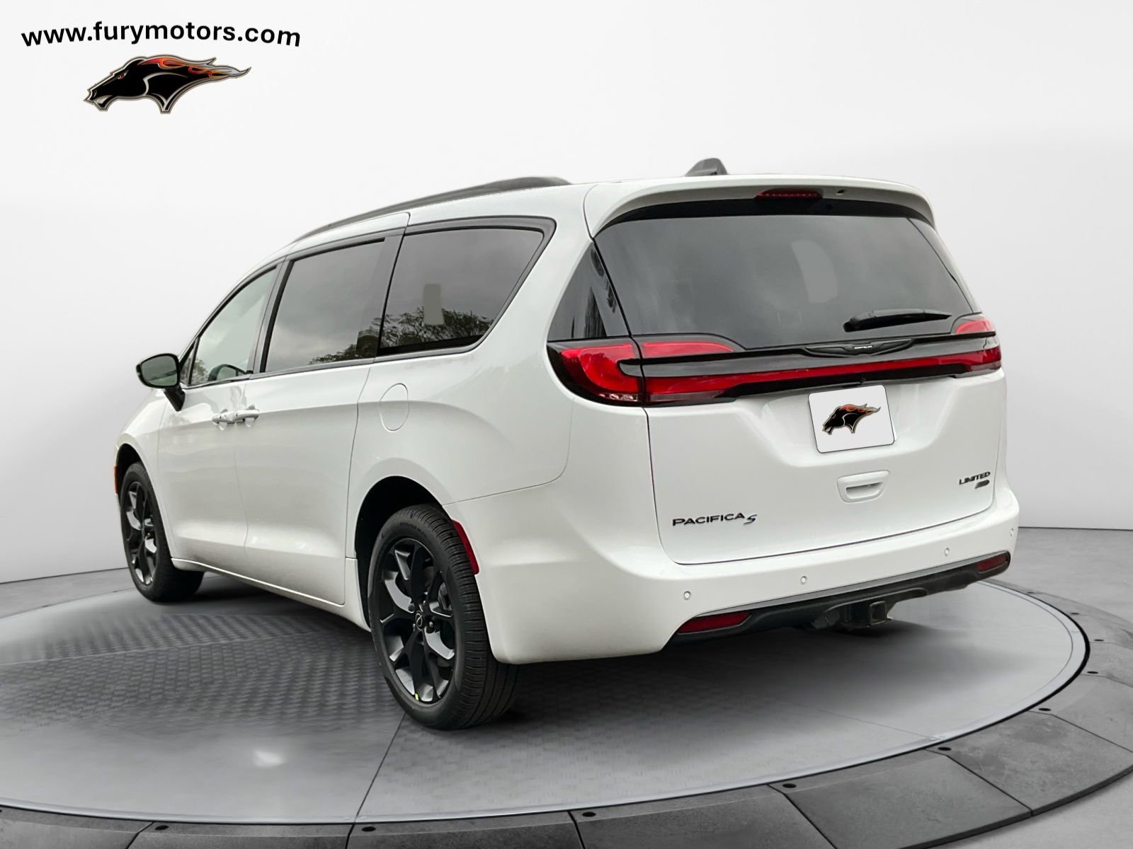 New 2026 Chrysler Pacifica Limited w/ S Appearance Package image 5
