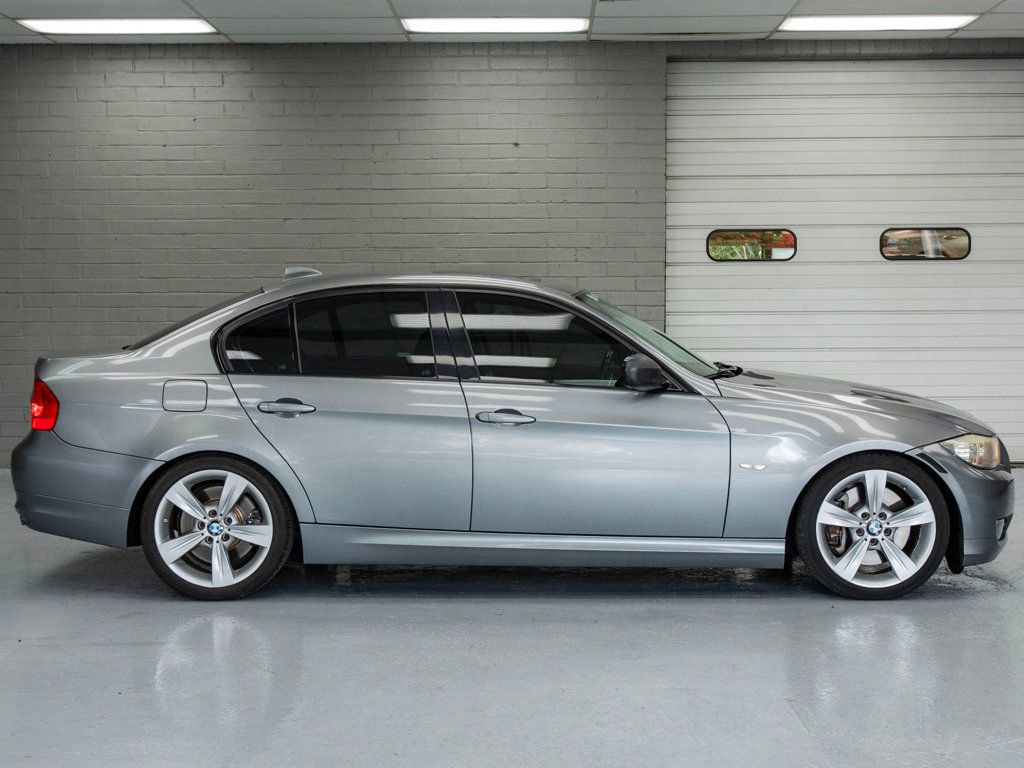 Used 2011 BMW 335i Sedan image 3