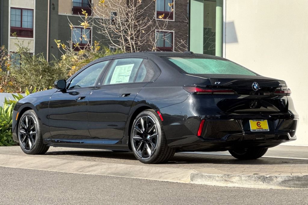 New 2026 BMW i7 xDrive60 w/ Executive Package image 5