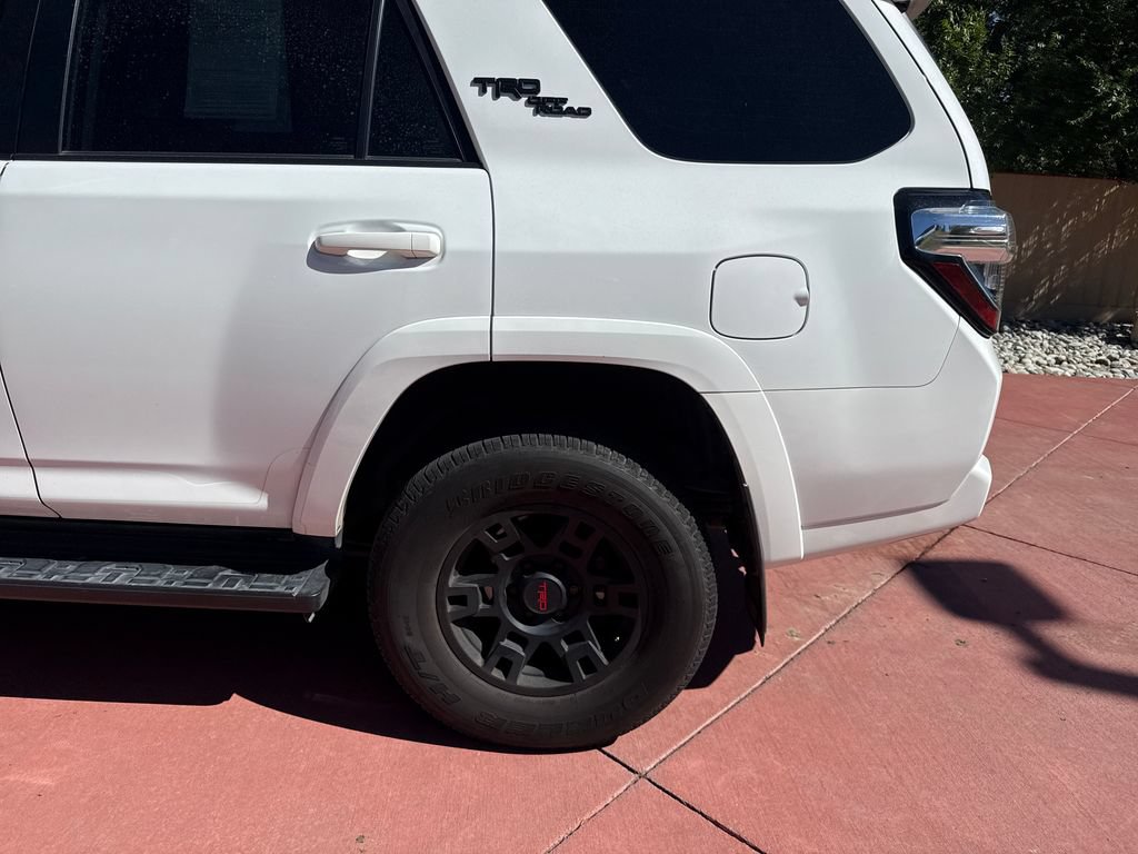 Used 2024 Toyota 4Runner TRD Off-Road Premium w/ Moonroof Package AWD/4WD image 37