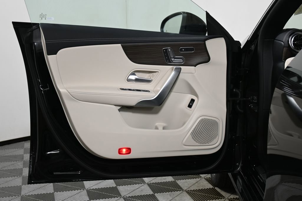Used 2026 Mercedes-Benz CLA 250 4MATIC image 24