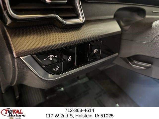 Used 2023 Kia Sportage SX image 12