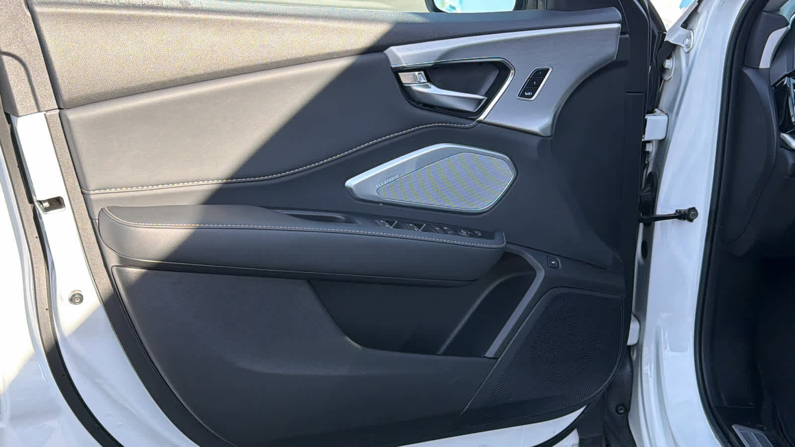 Used 2023 Acura RDX AWD w/ Technology Package image 22