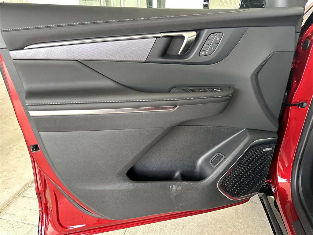 New 2025 Buick Enclave Sport Touring w/ Power Package image 11