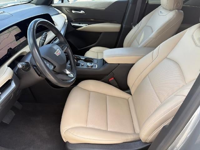 Certified 2024 Cadillac XT4 Premium Luxury FWD image 9