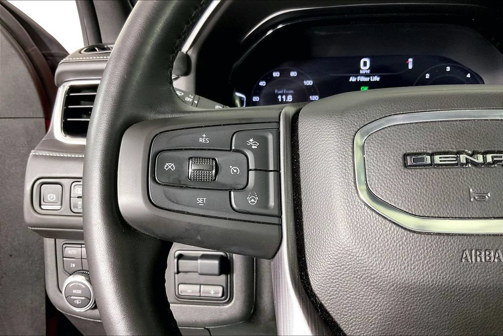 Used 2023 GMC Yukon Denali Ultimate AWD/4WD image 26