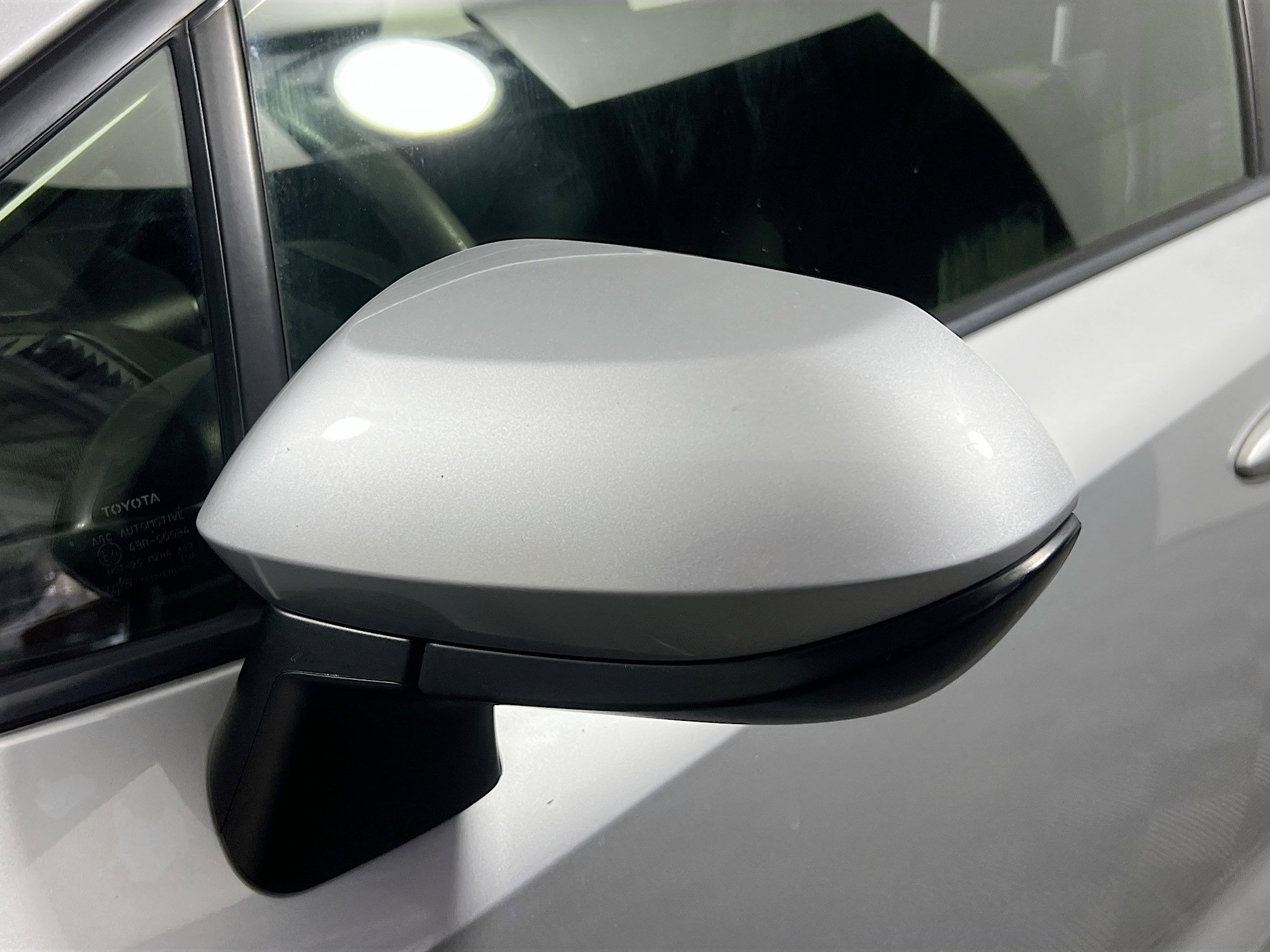 Used 2021 Toyota Corolla LE image 11