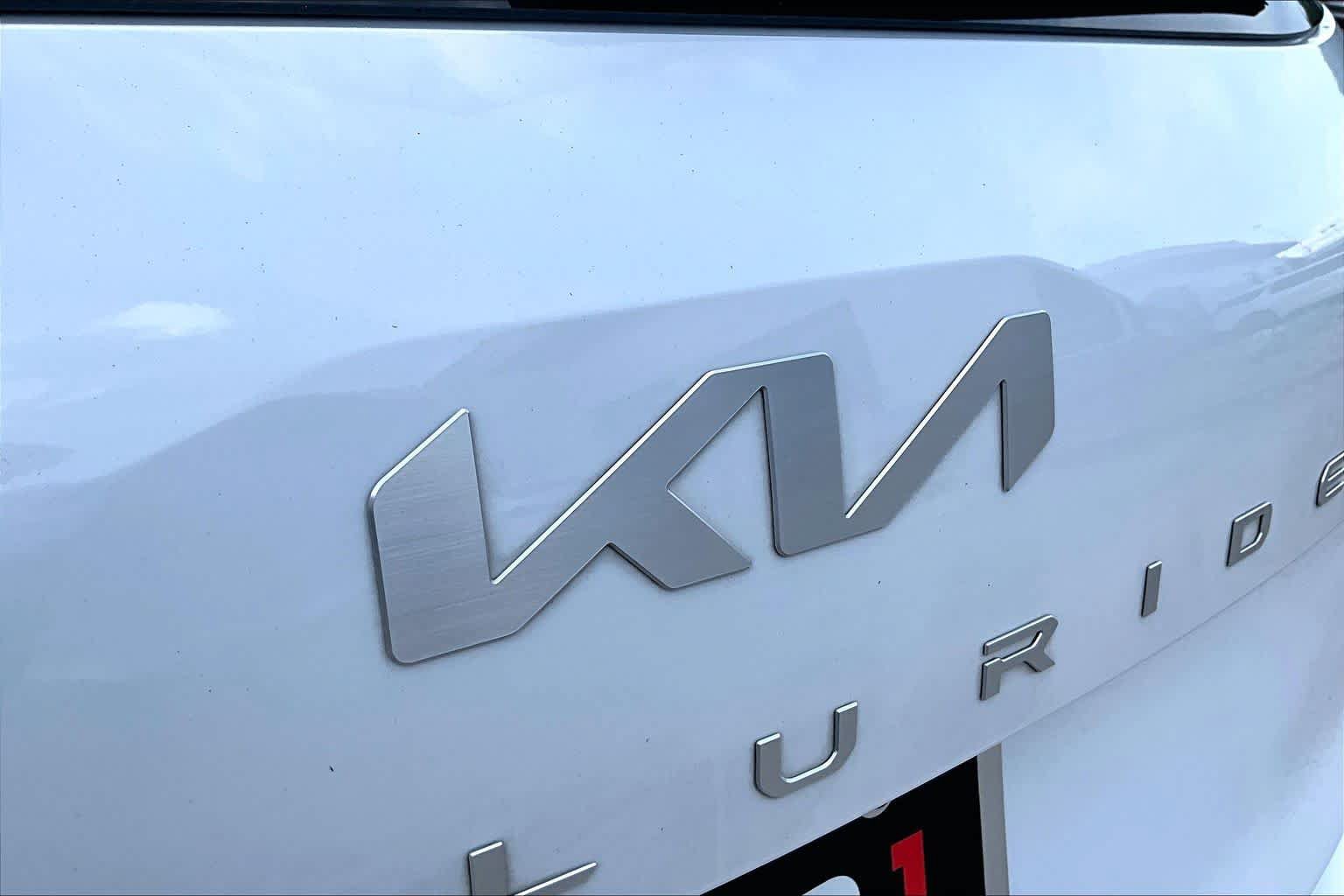 Certified 2024 Kia Telluride SX Prestige w/ Towing Package AWD/4WD image 31