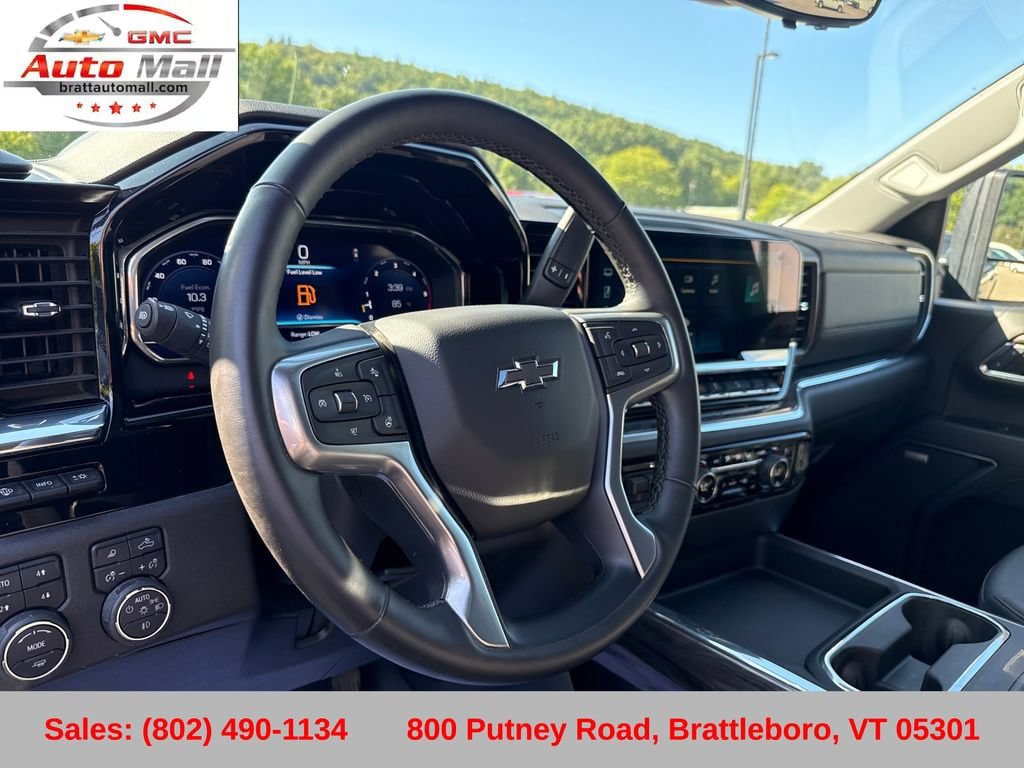 Used 2024 Chevrolet Silverado 3500 LTZ w/ LTZ Plus Package AWD/4WD image 17