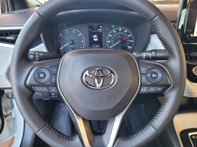 Certified 2025 Toyota Corolla SE w/ Convenience Package FWD image 28