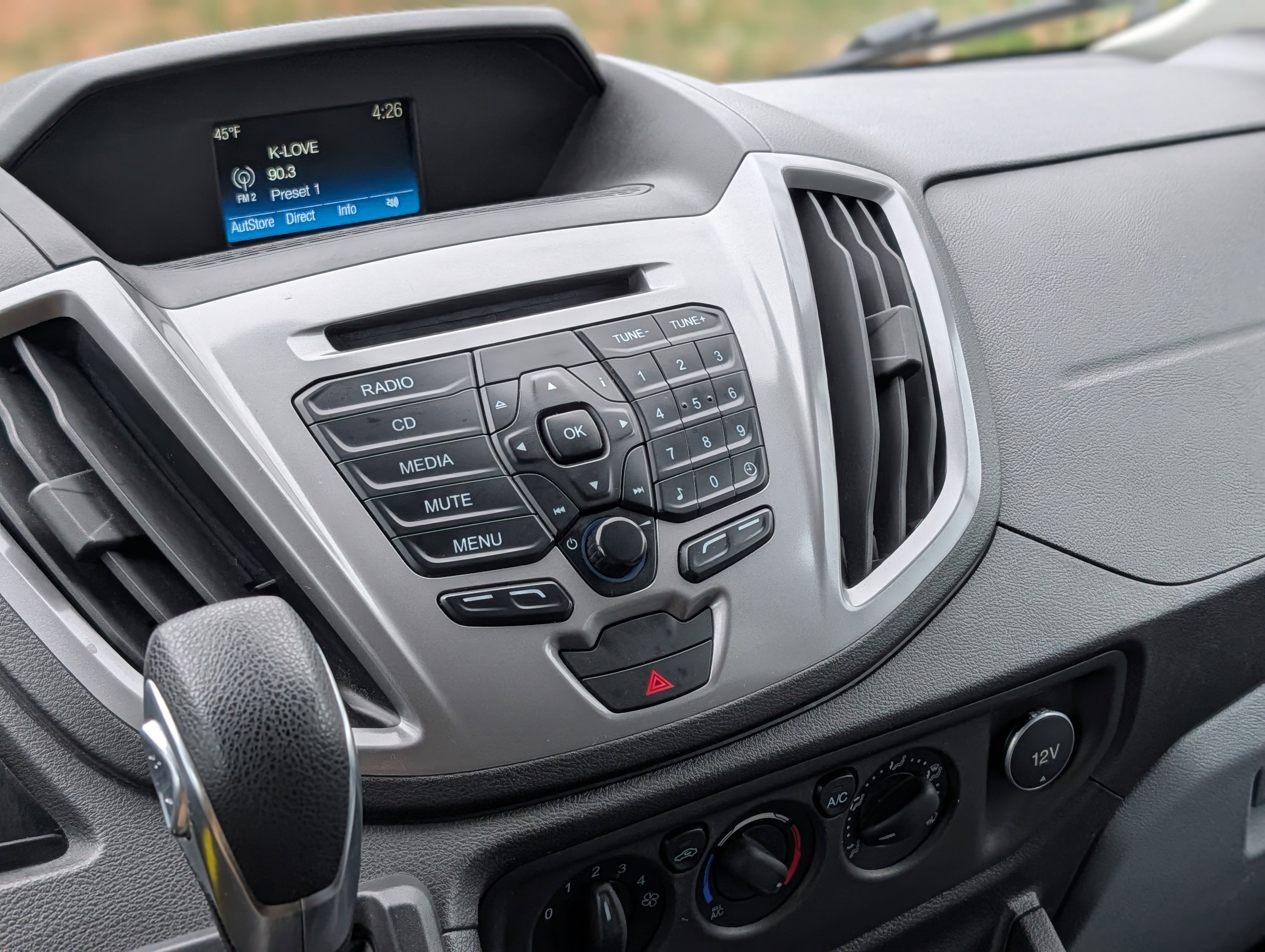 Used 2017 Ford Transit 350 XLT image 17