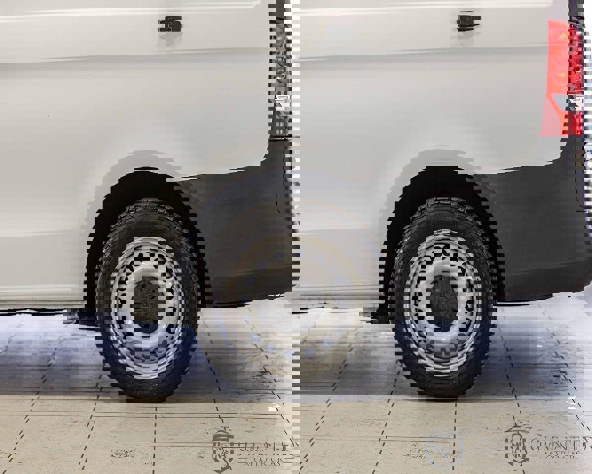 Used 2019 Mercedes-Benz Metris image 8