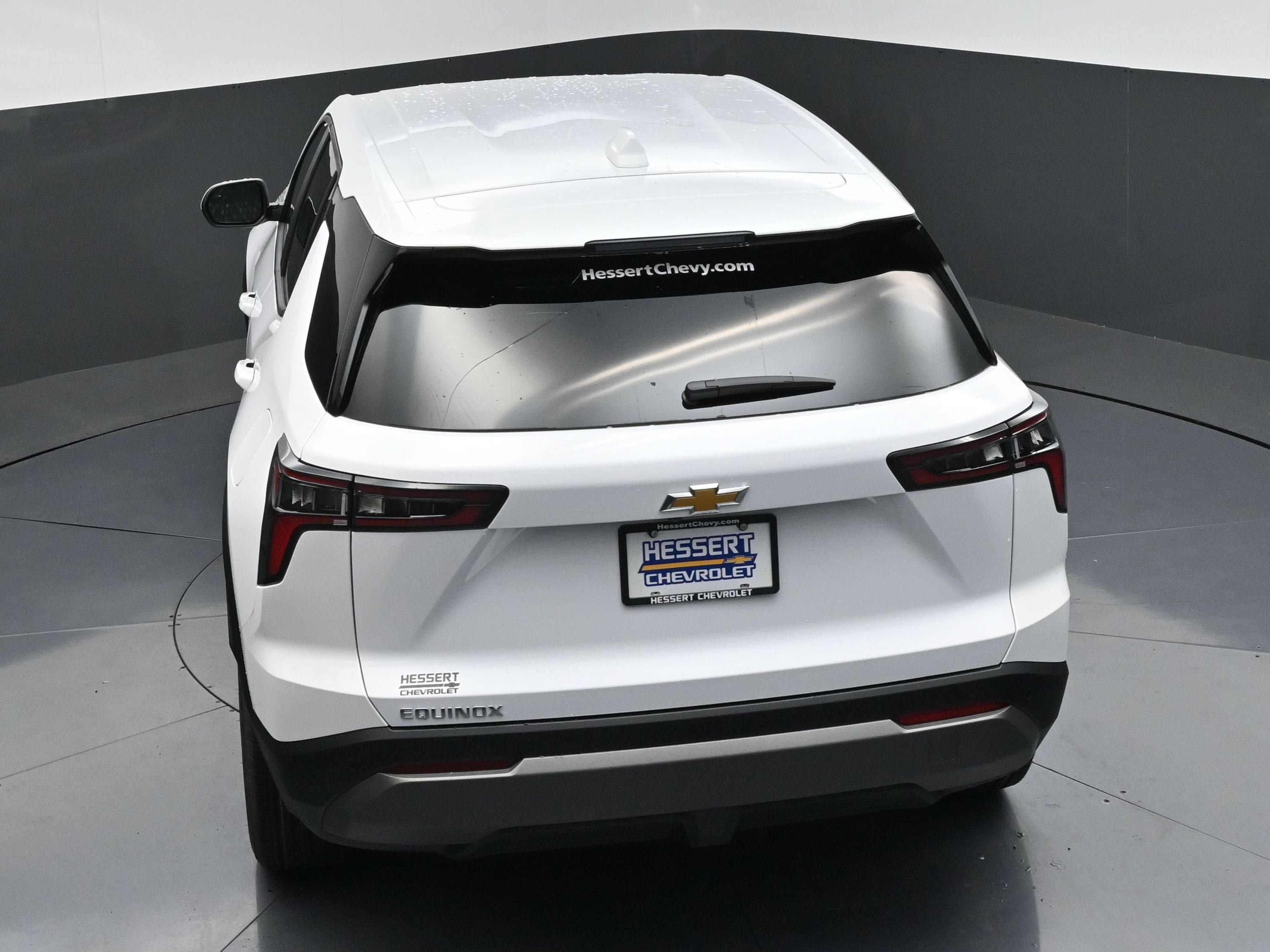 New 2027 Chevrolet Equinox LT w/ Convenience Package II FWD image 49