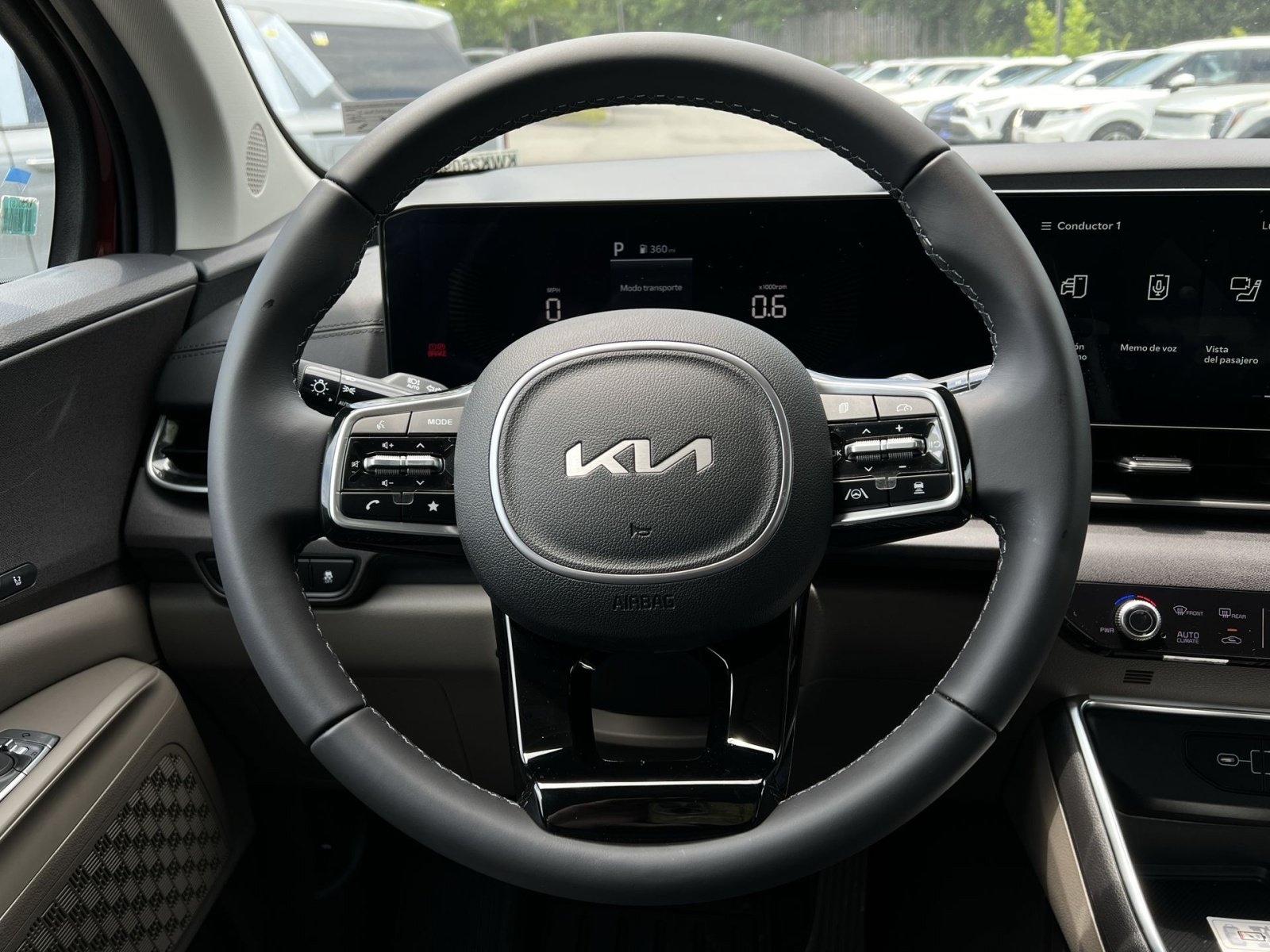 New 2026 Kia Carnival EX FWD image 31