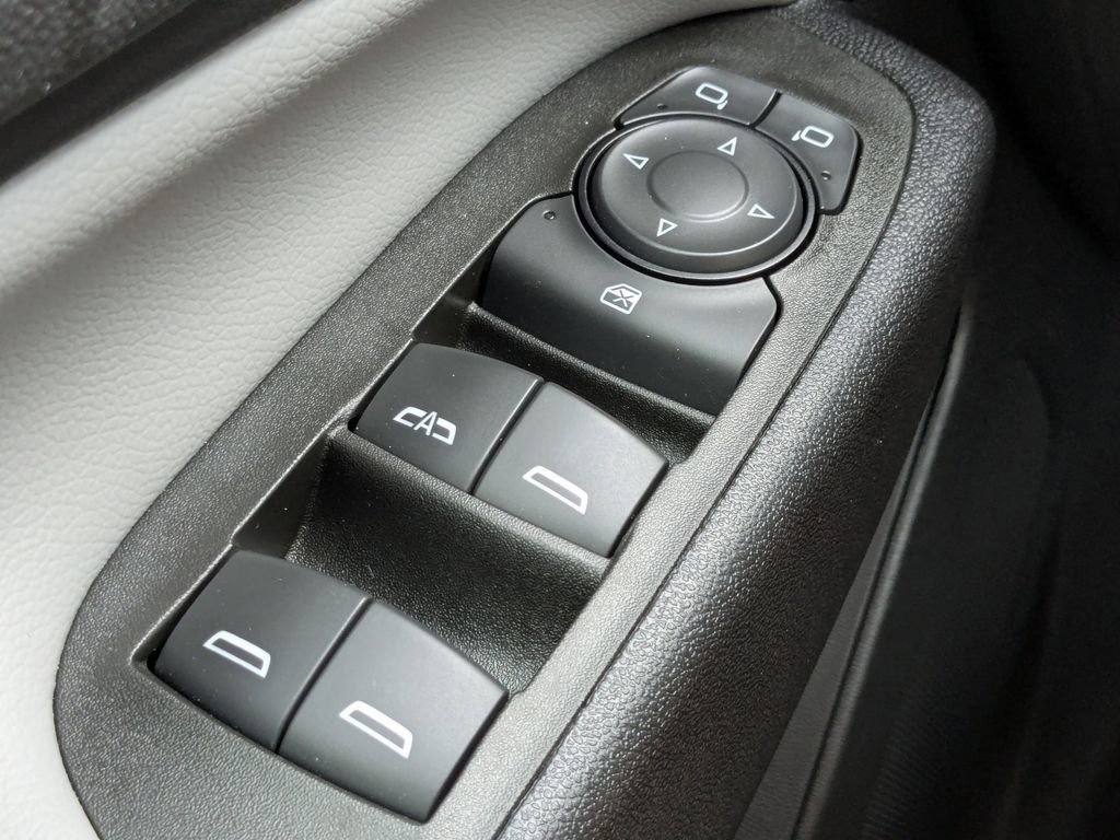 Used 2022 Chevrolet Equinox LT image 25