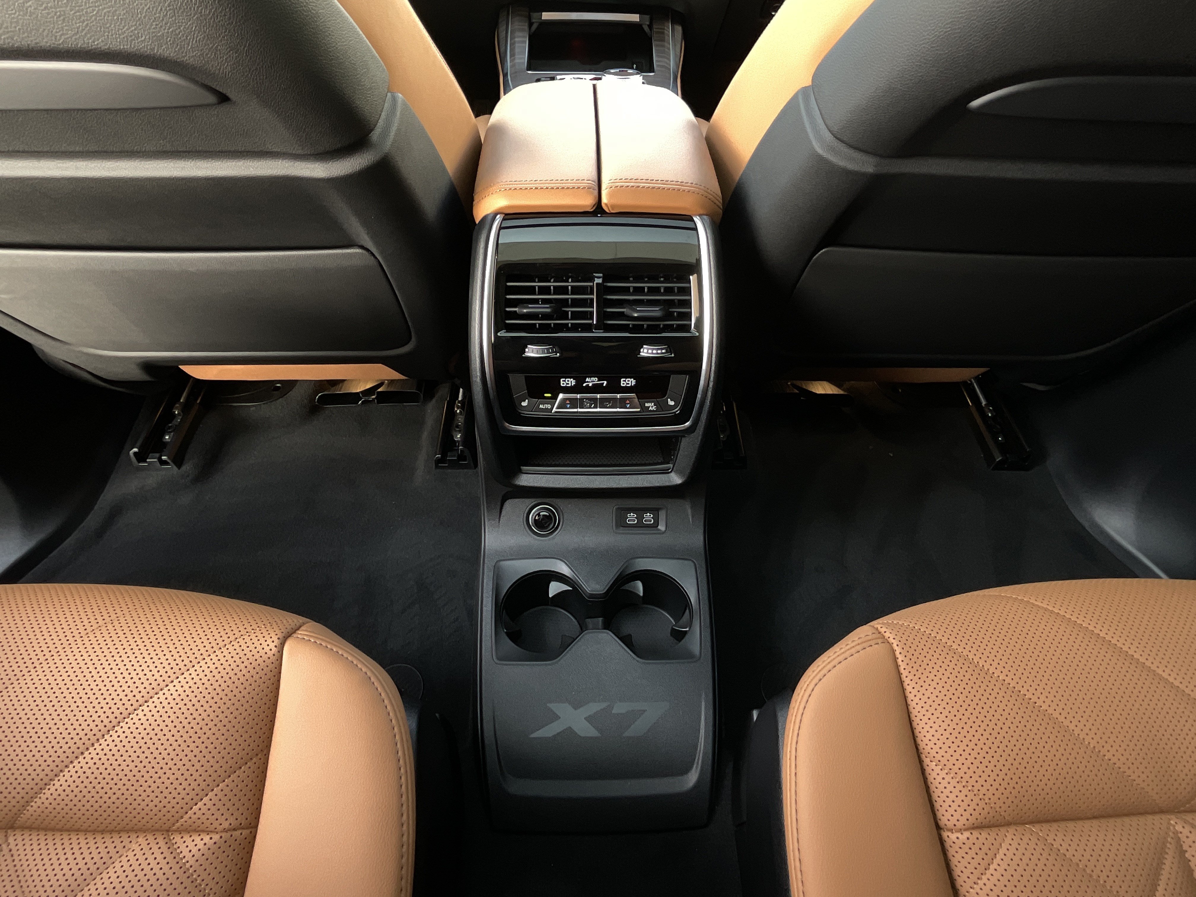 New 2027 BMW X7 xDrive40i w/ Executive Package AWD/4WD image 25