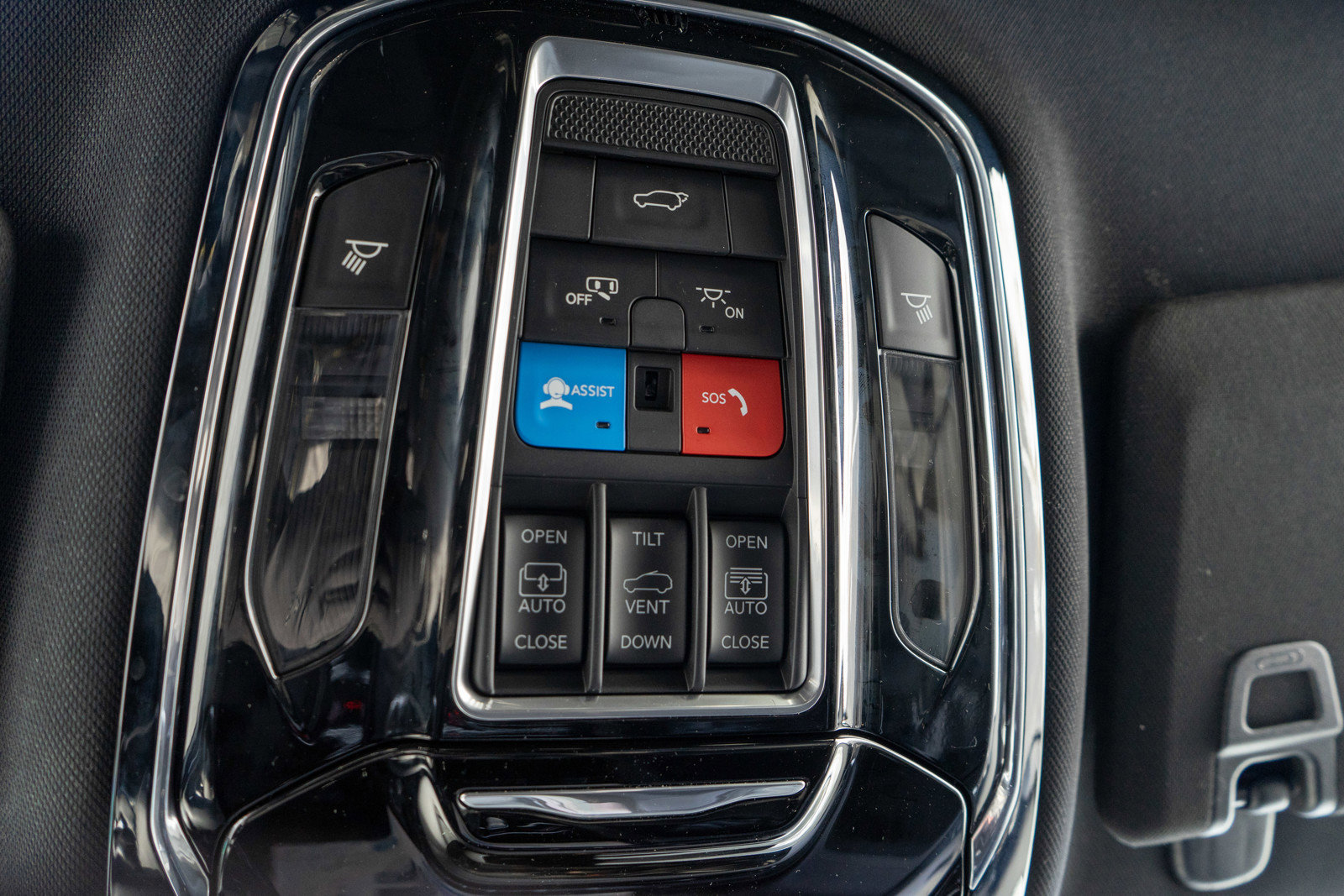 Used 2023 Jeep Grand Cherokee L Overland image 23