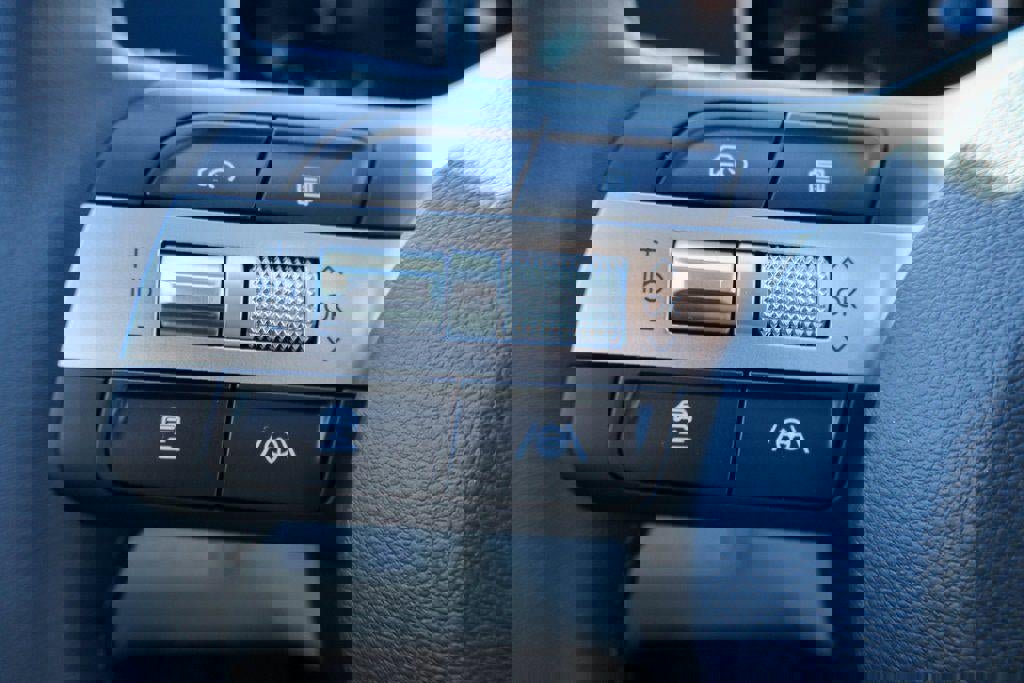 New 2026 Hyundai Tucson SEL image 16