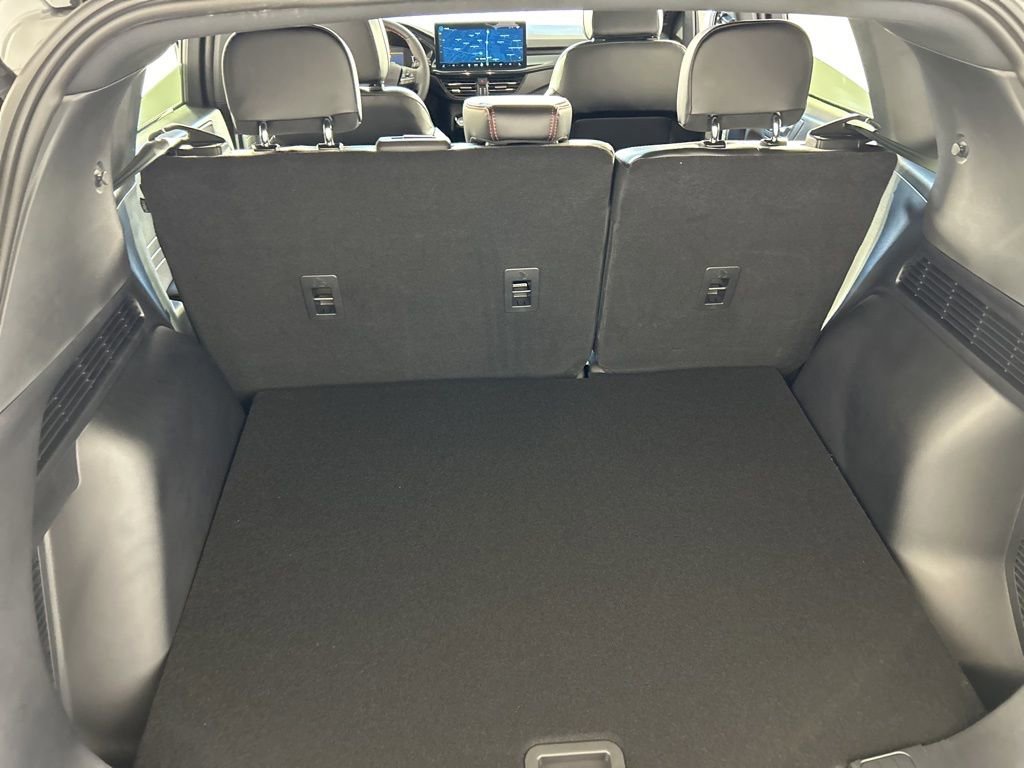 New 2026 Ford Escape ST-Line w/ Tech Pack #1 image 33