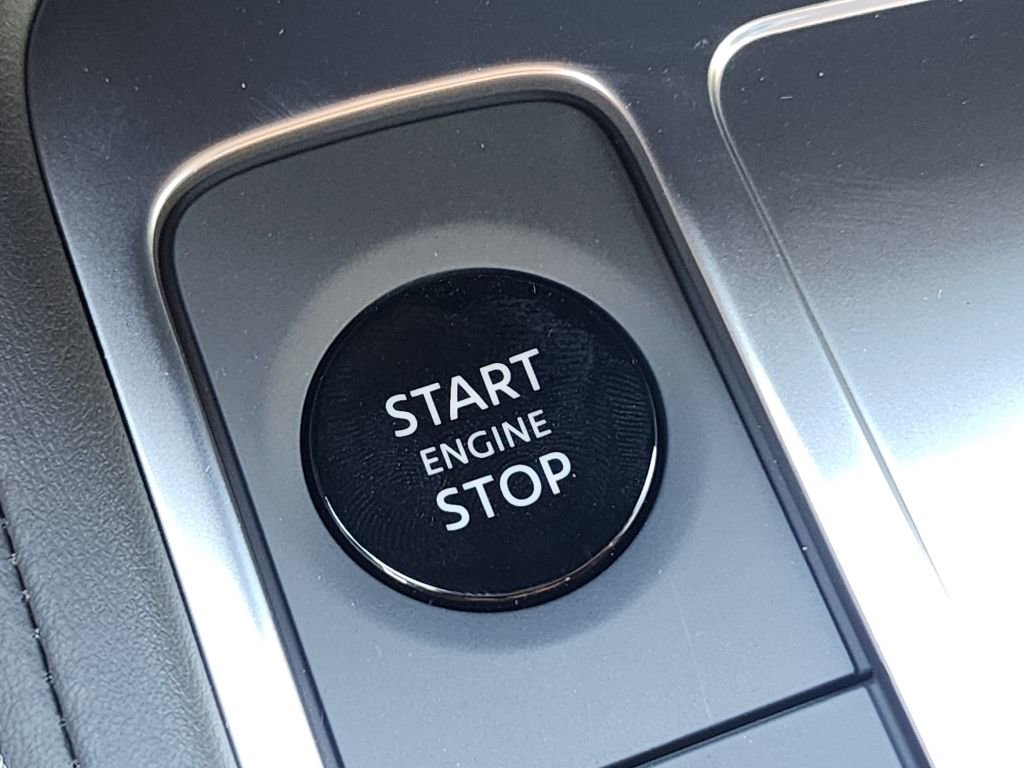 New 2026 INFINITI QX60 Luxe w/ Family Package image 17