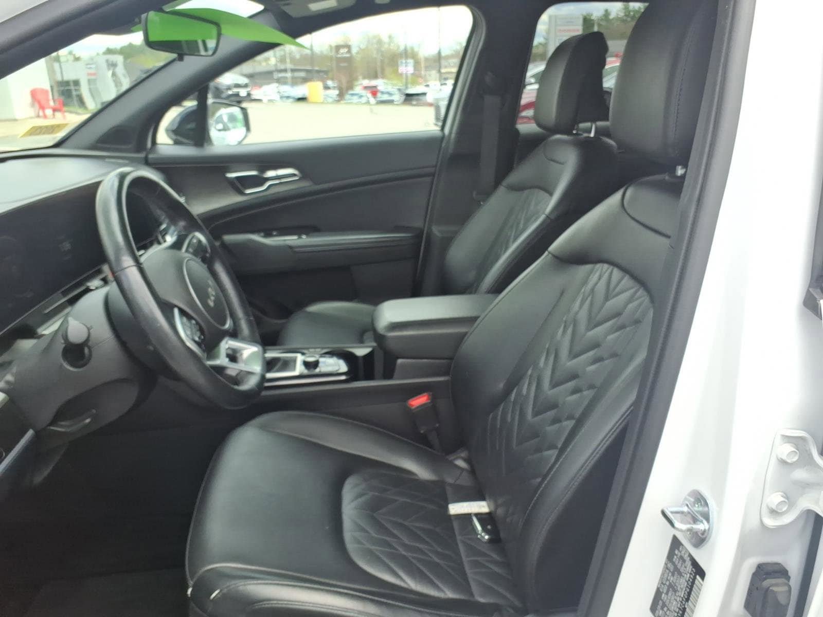 Used 2023 Kia Sportage X-Pro AWD/4WD image 7