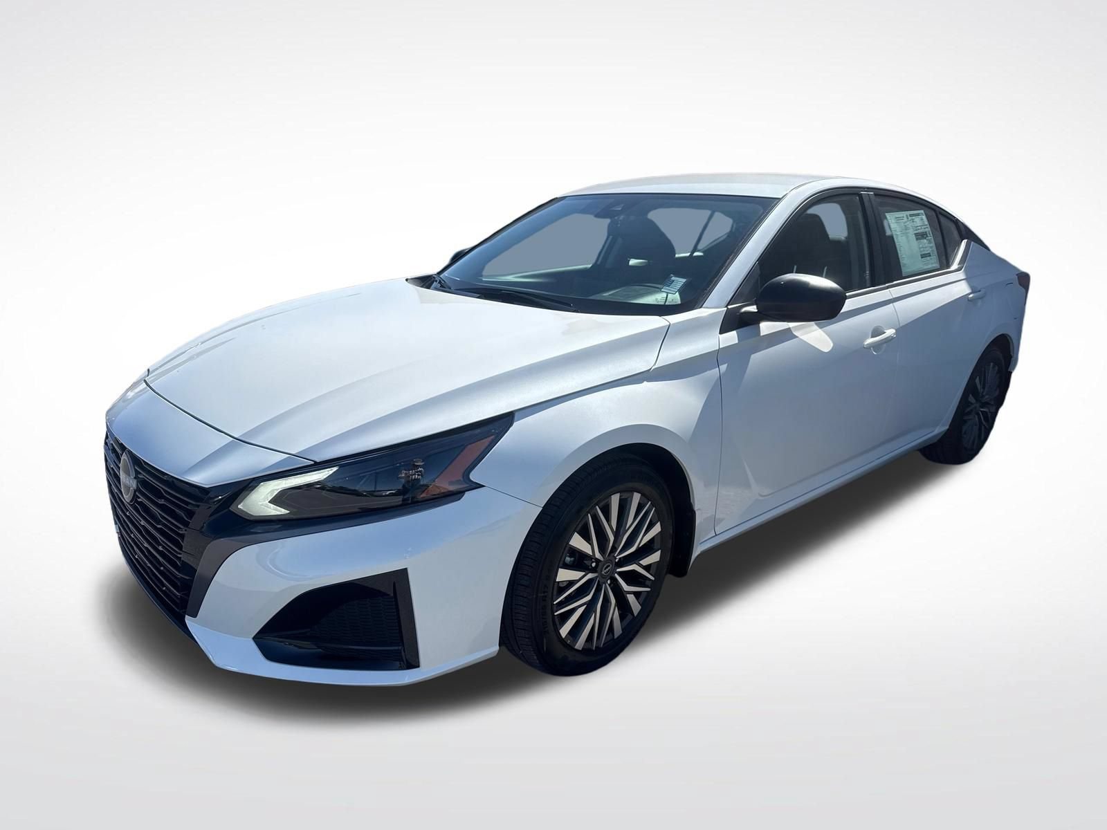 New 2026 Nissan Altima 2.5 SV FWD image 4