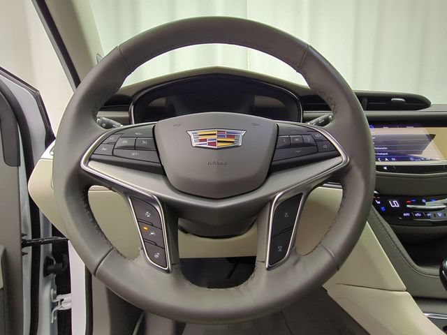 Certified 2024 Cadillac XT5 Premium Luxury w/ Technology Package AWD/4WD image 10