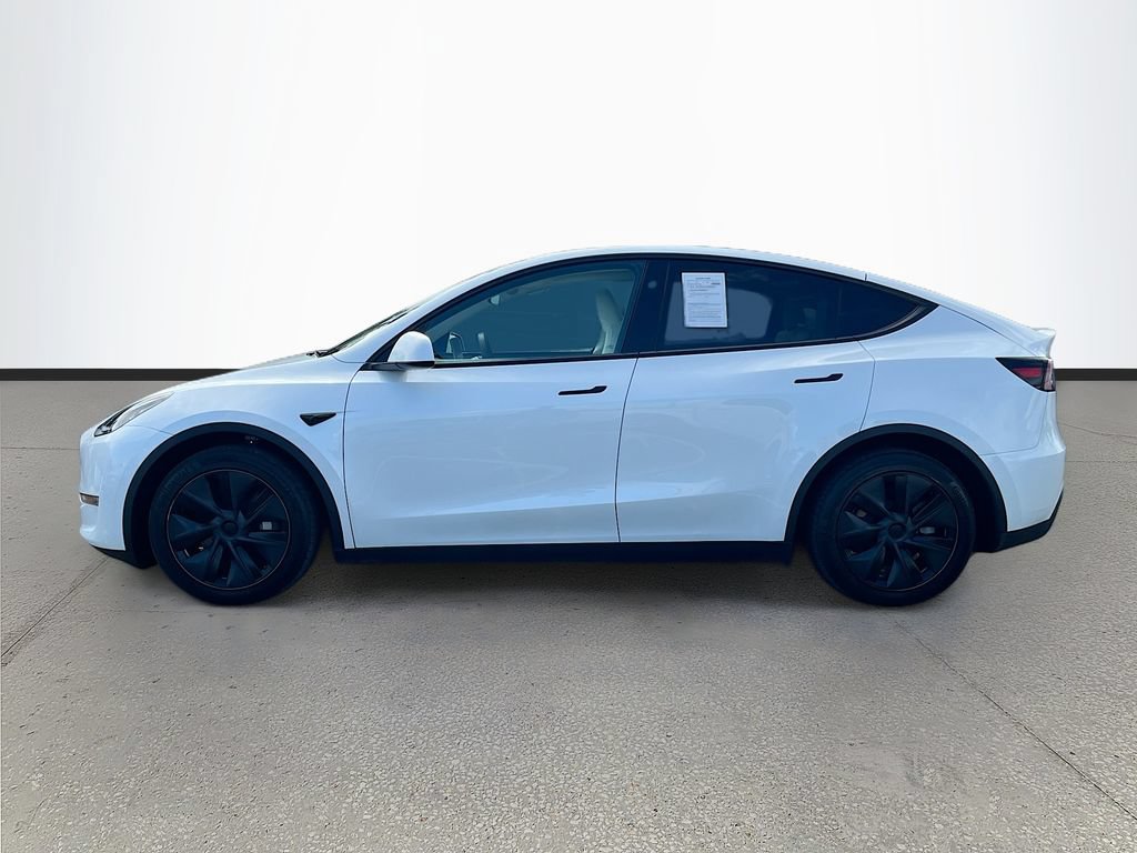 Used 2024 Tesla Model Y Long Range AWD/4WD image 4