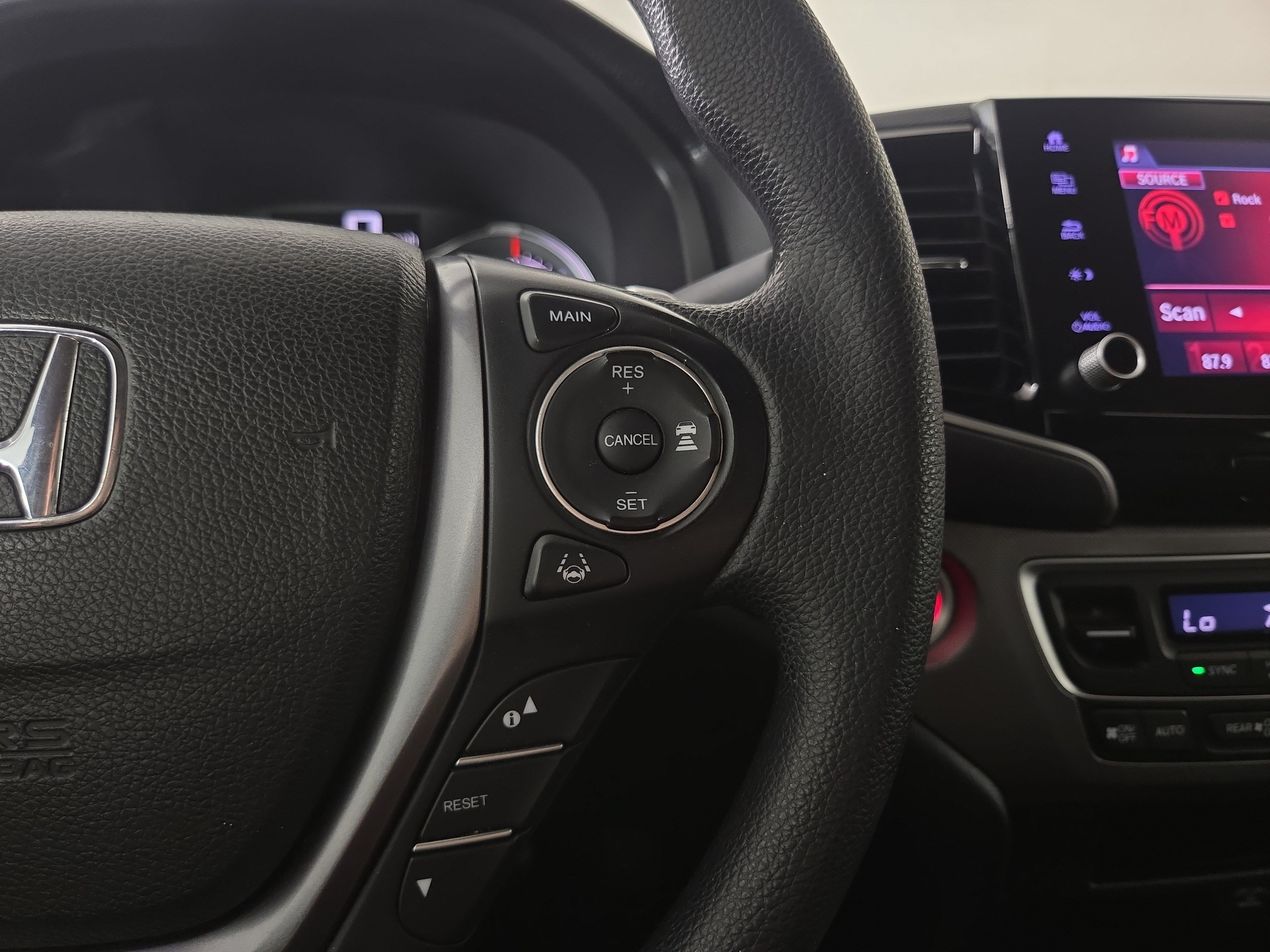 Used 2023 Honda Ridgeline Sport image 16