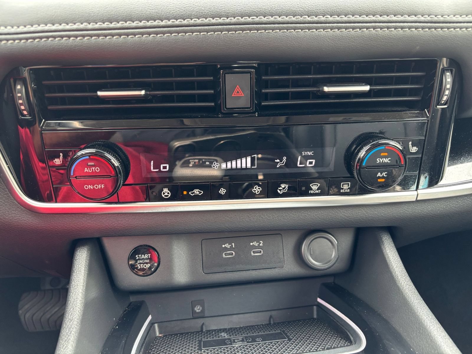 Used 2026 Nissan Rogue SL AWD/4WD image 17