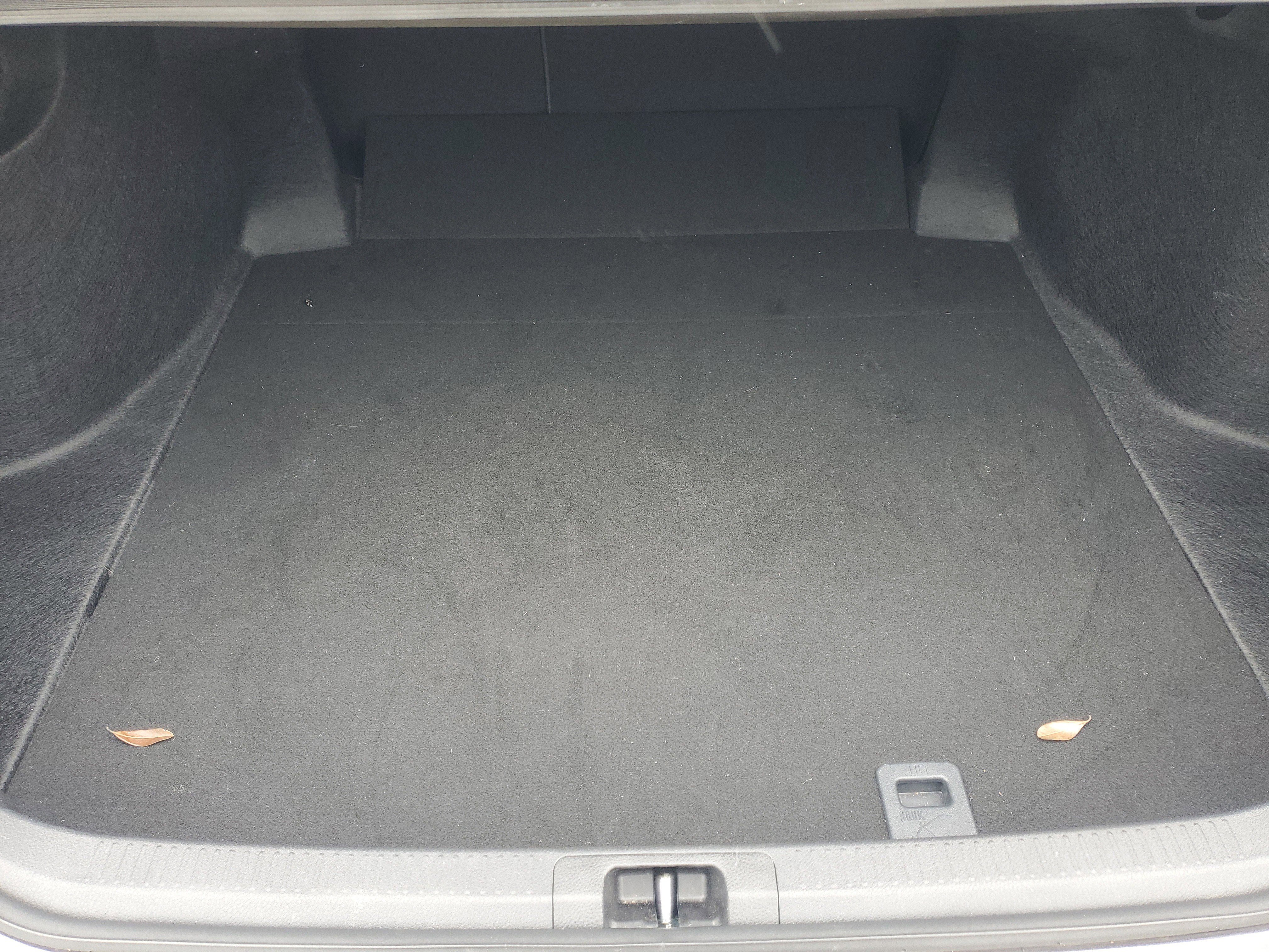 Used 2024 Toyota Camry LE w/ Convenience Package image 9