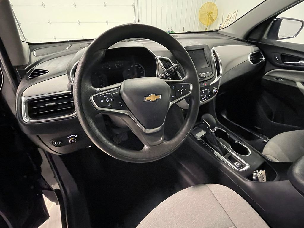 Used 2023 Chevrolet Equinox LS w/ Midnight Edition image 19