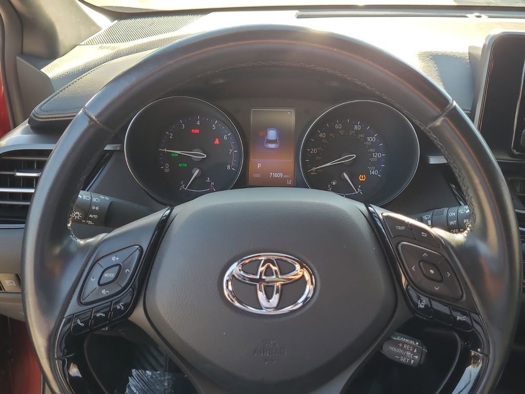 Used 2018 Toyota C-HR image 25