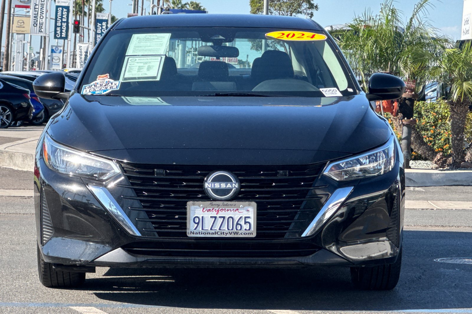 Used 2024 Nissan Sentra SV w/ All-Weather Package FWD image 9