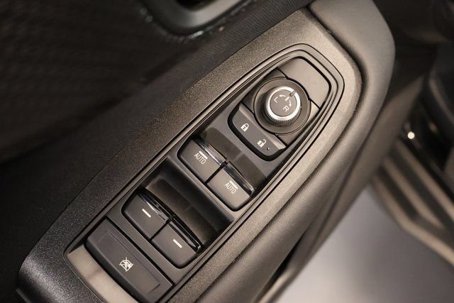 Certified 2025 Subaru Outback Premium AWD/4WD image 11